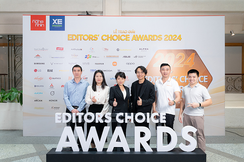 Trạm sạc để bàn đa năng Aurora  140W - Giải thưởng sản phẩm ấn tượng của năm